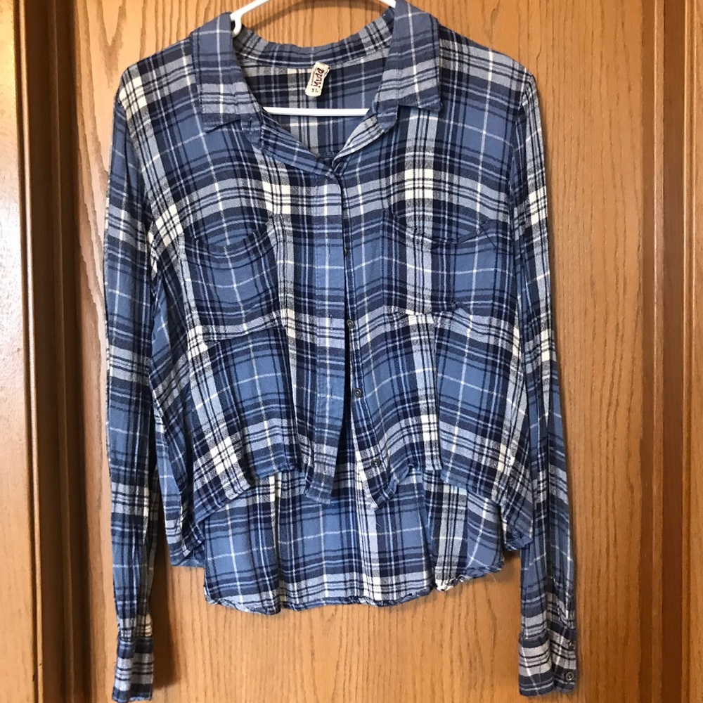 Light Crop Top Flannel